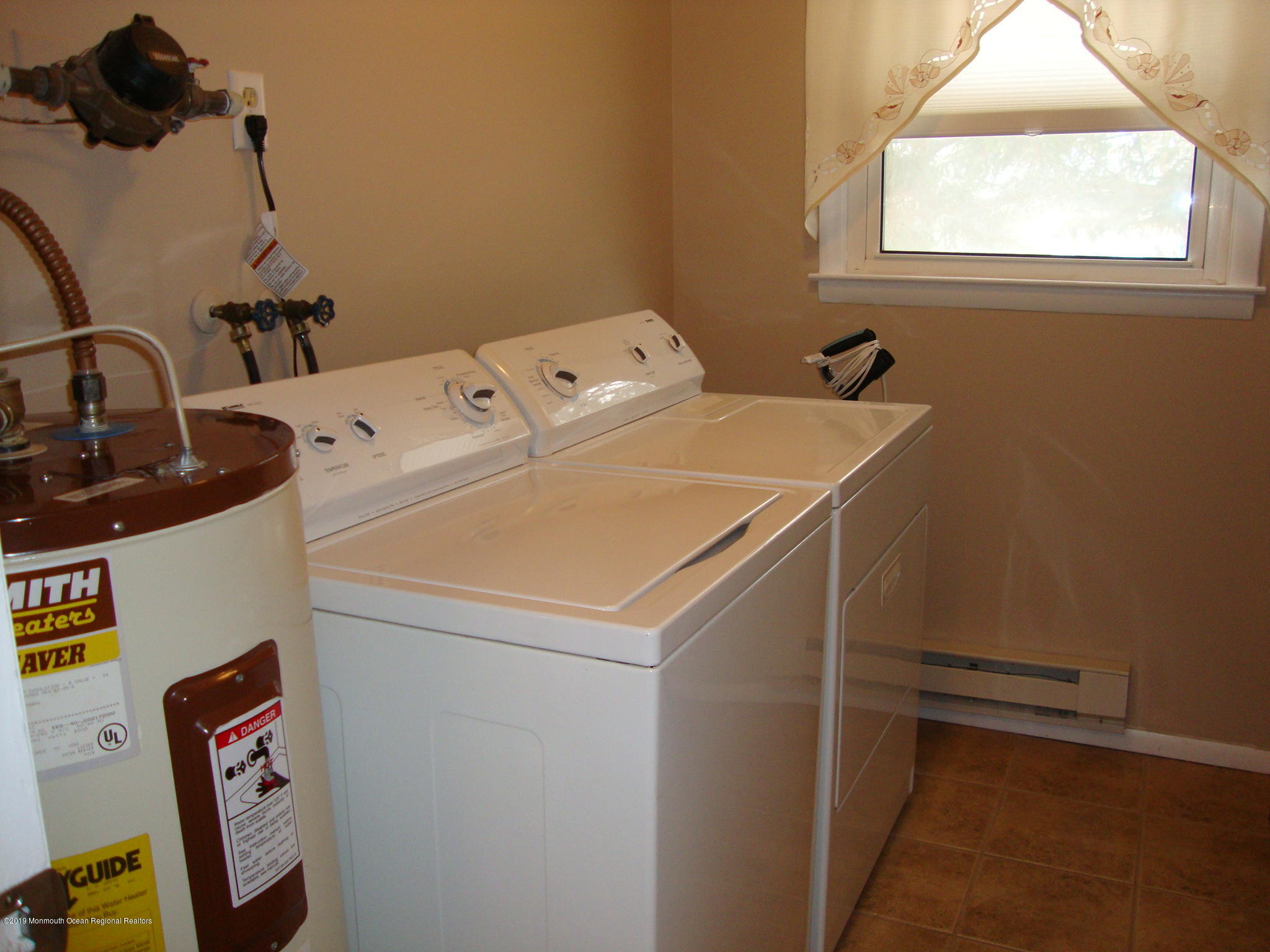 14 Hartford Road Whiting, NJ 08759 - Photo 13 of 15 14 Hartford 008