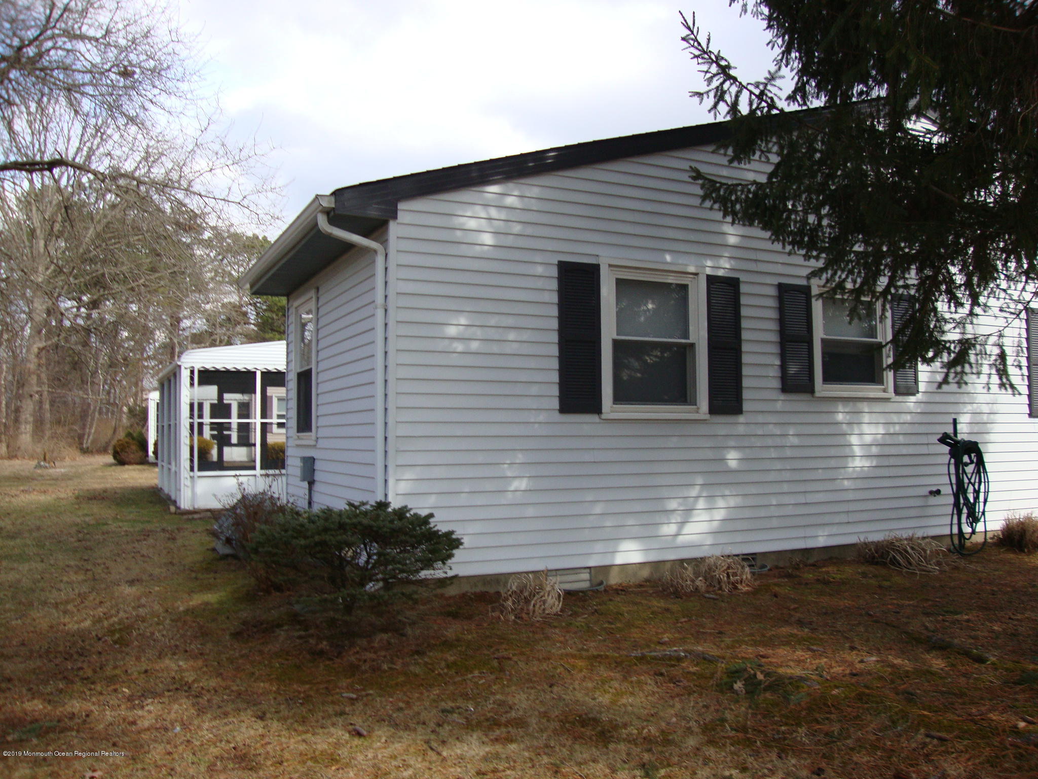 14 Hartford Road Whiting, NJ 08759 - Photo 15 of 15 14 Hartford outside 011