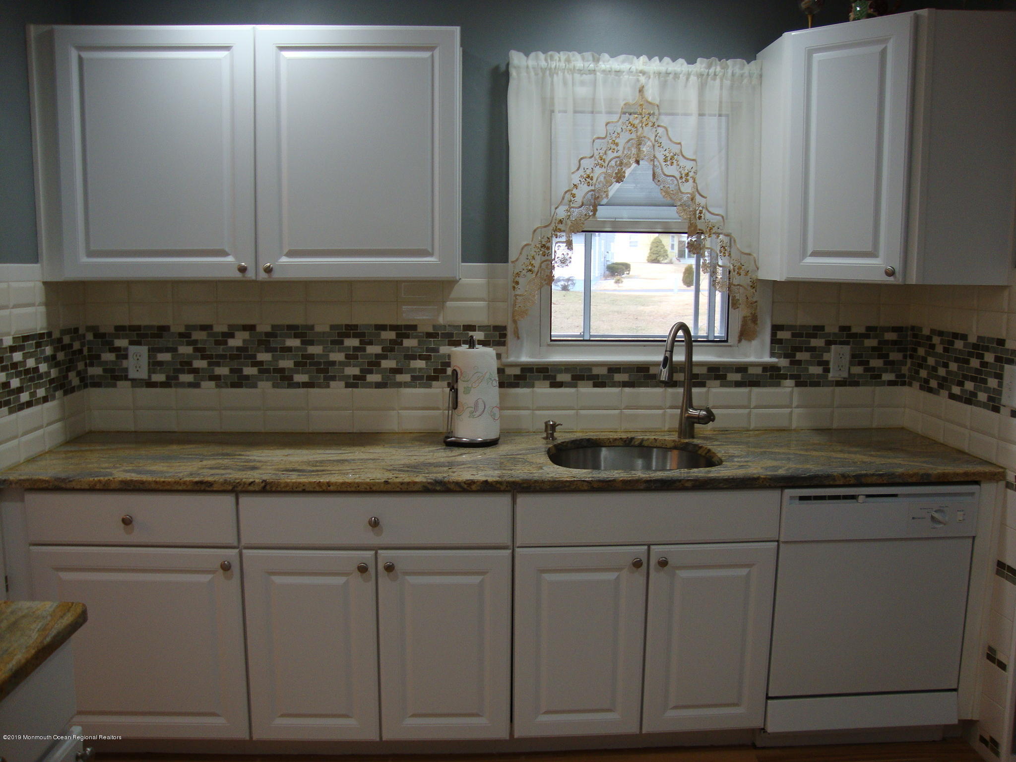 14 Hartford Road Whiting, NJ 08759 - Photo 5 of 15 14 Hartford 024