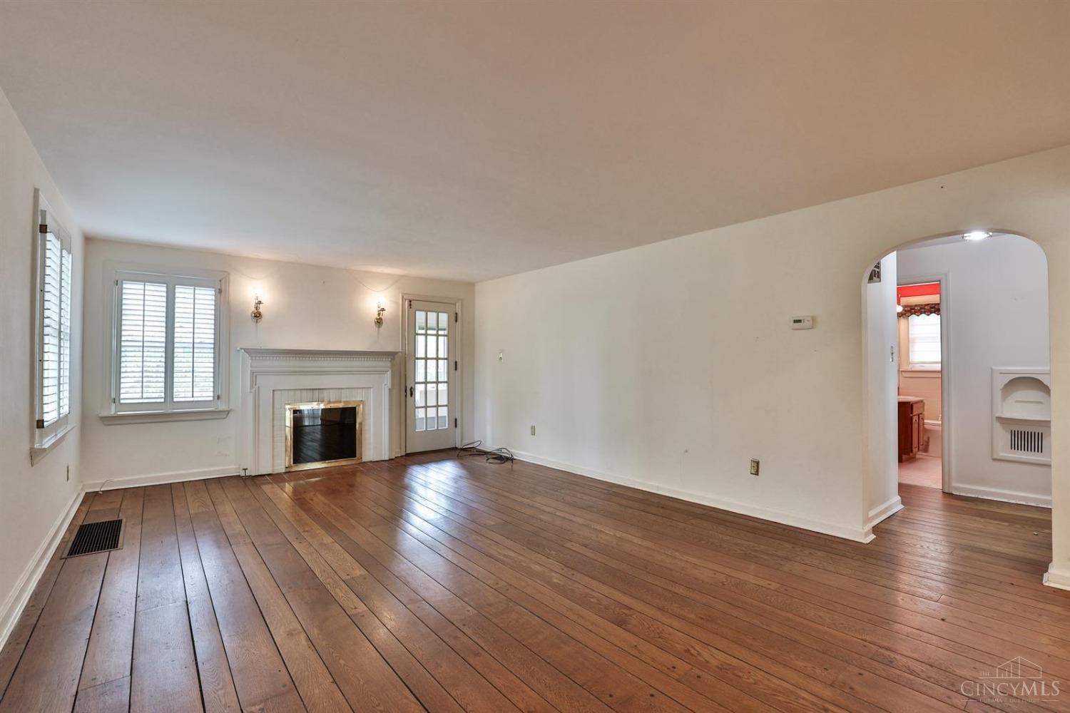 5785 Miami Road Cincinnati, OH 45243 - Photo 7 of 67