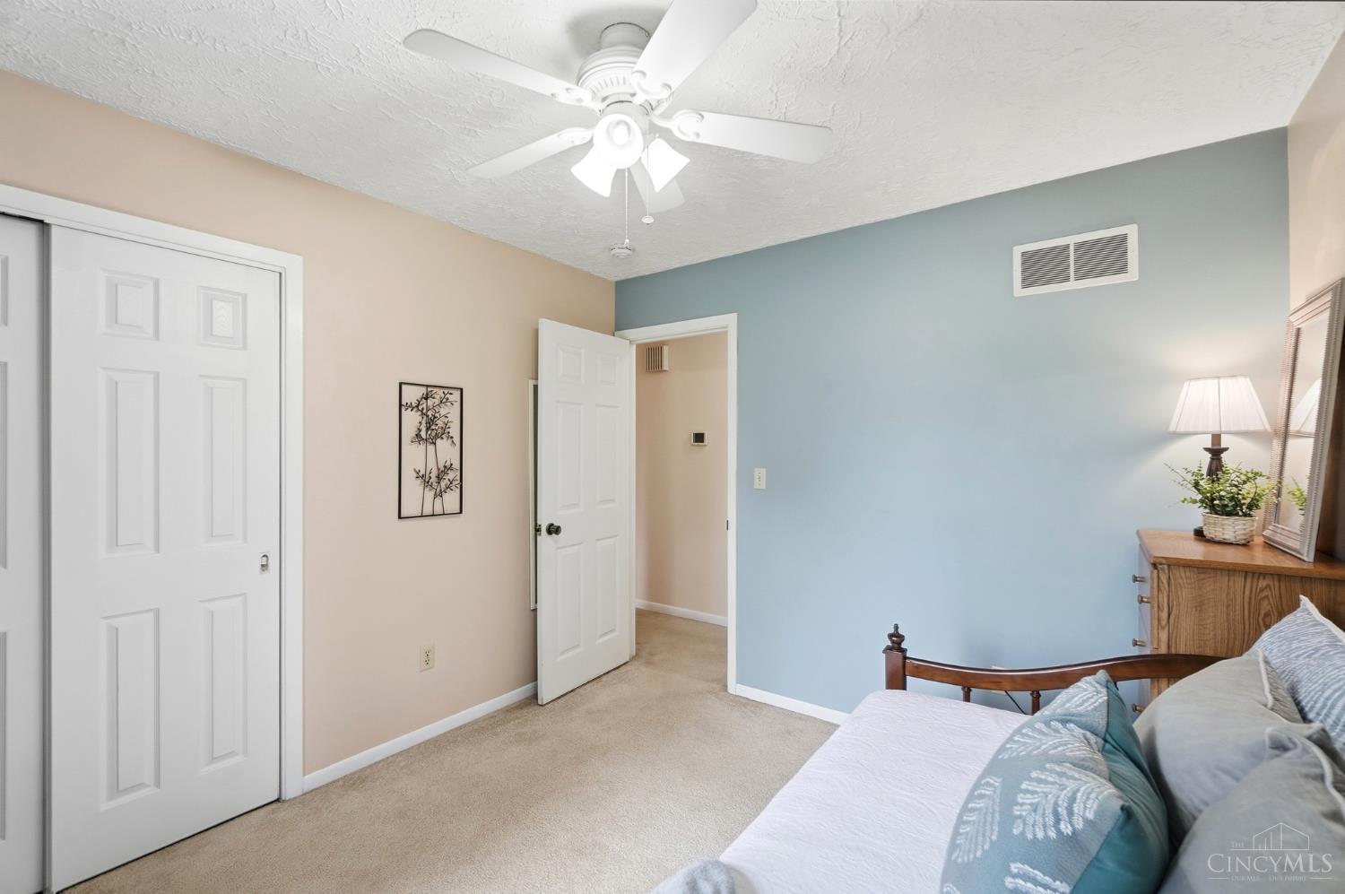 1460 Ebenezer Road Cincinnati, OH 45233 - Photo 39 of 61