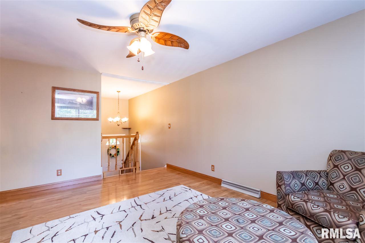 4 Colonial Court Washington, IL 61571 - Photo 11 of 28 Gallery Image 11