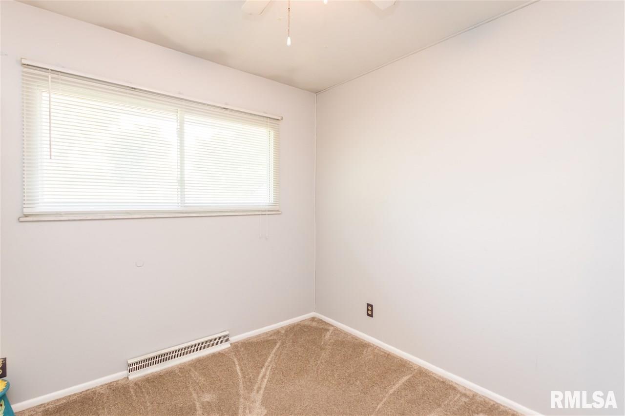 4 Colonial Court Washington, IL 61571 - Photo 13 of 28 Gallery Image 13