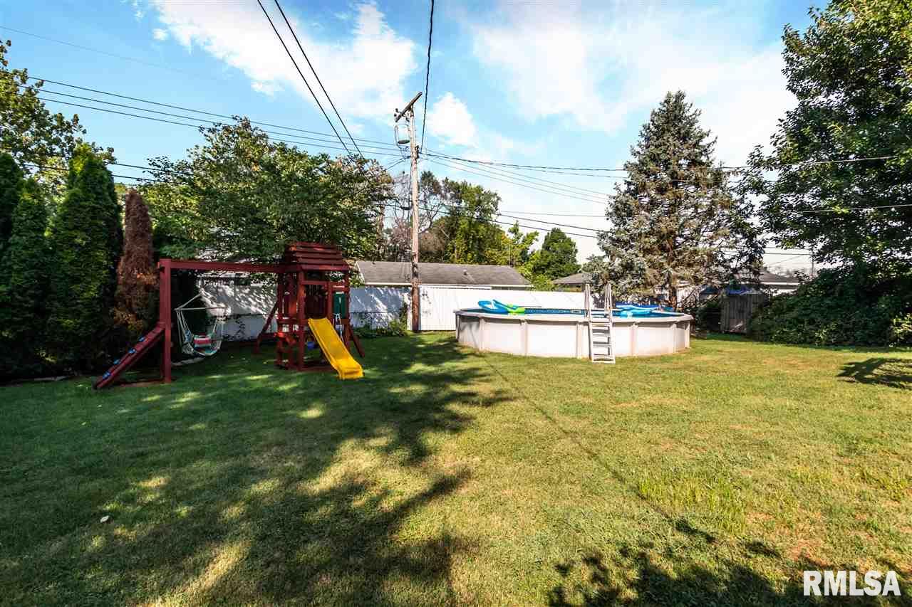 4 Colonial Court Washington, IL 61571 - Photo 28 of 28 Gallery Image 28