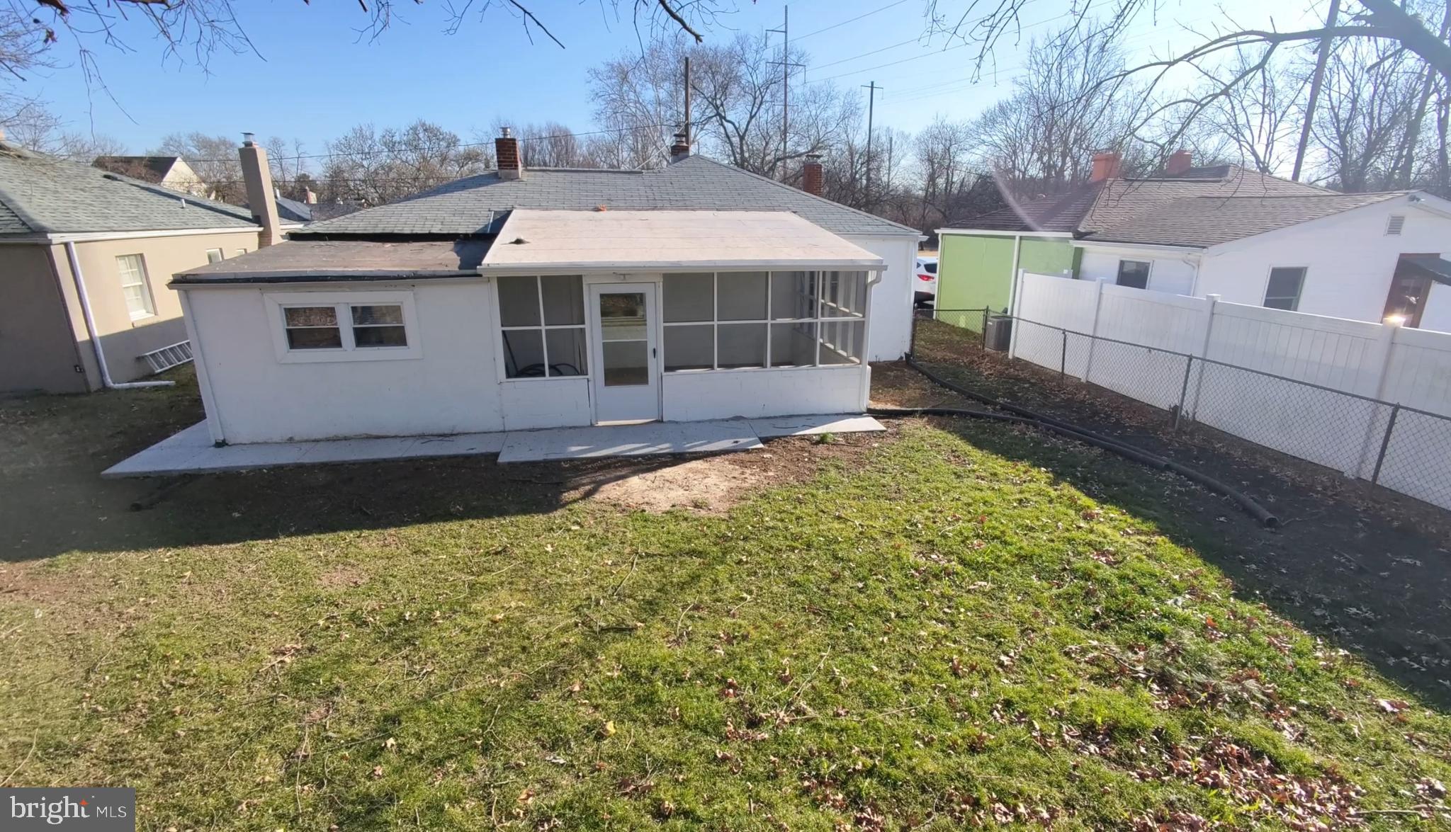 208 Harding Avenue Wilmington, DE 19804 - Photo 26 of 28 a front view of a house with a yard