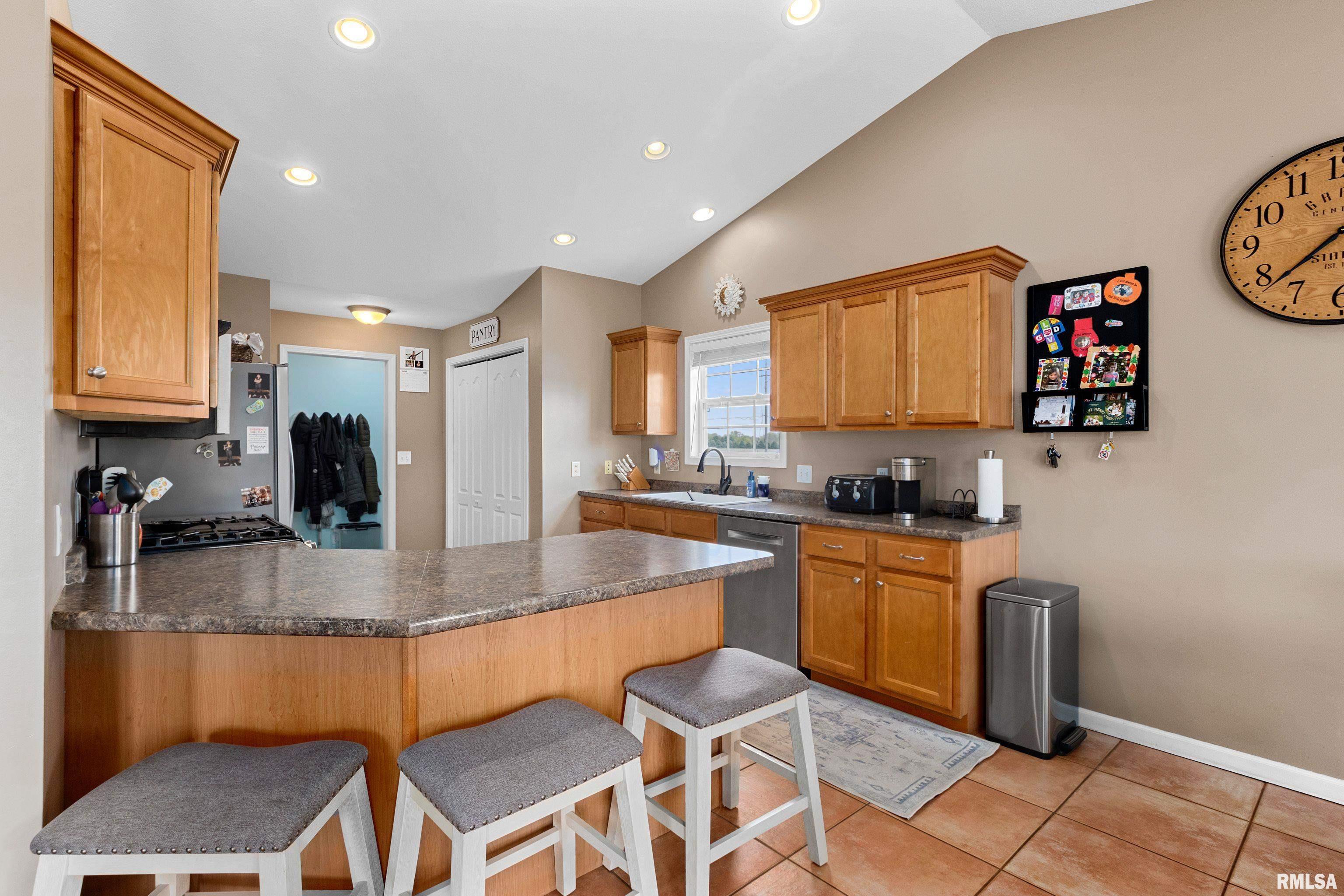 1204 West Cloverdale Road Chillicothe, IL 61523 - Photo 12 of 44 Gallery Image 12