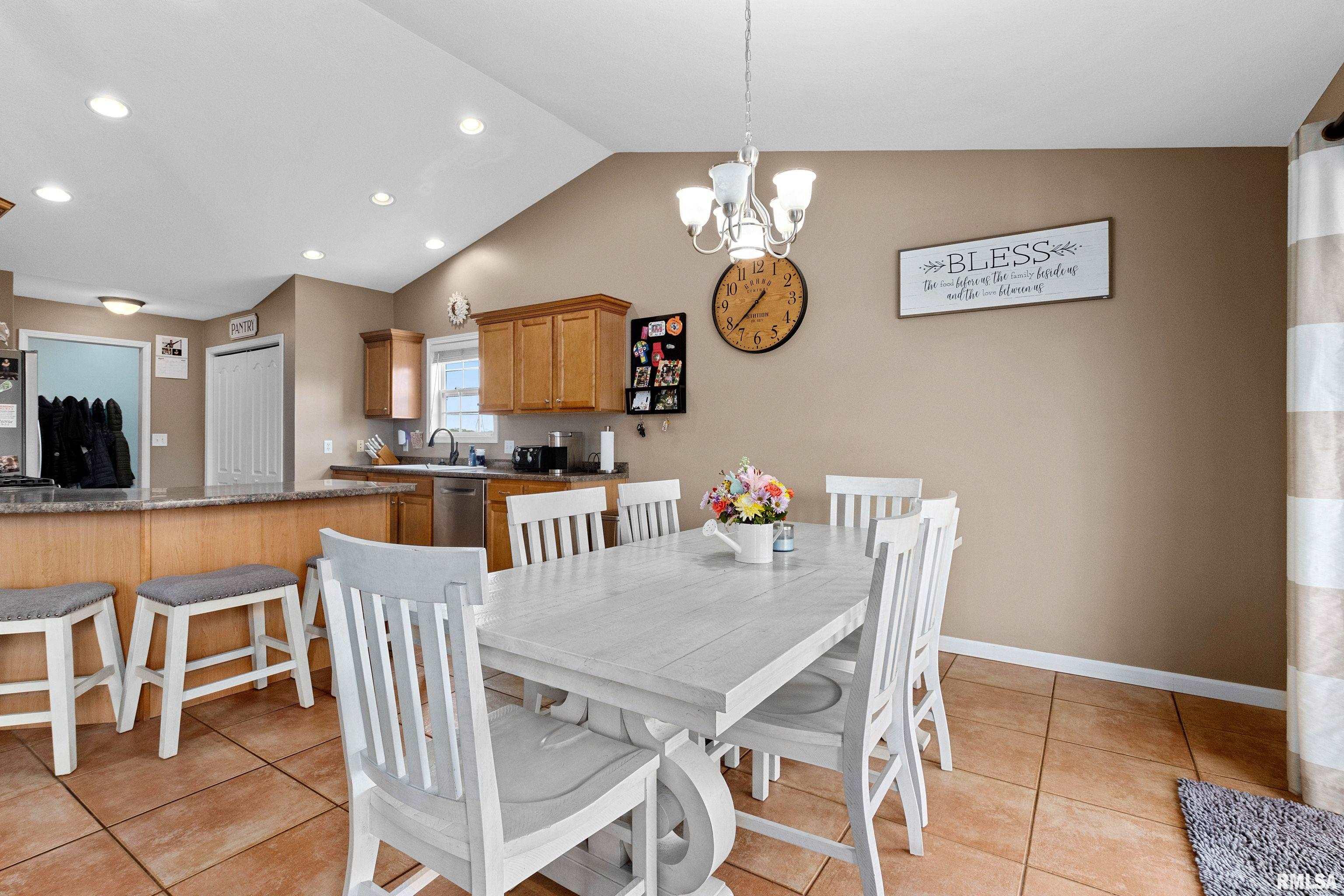 1204 West Cloverdale Road Chillicothe, IL 61523 - Photo 8 of 44 Gallery Image 8
