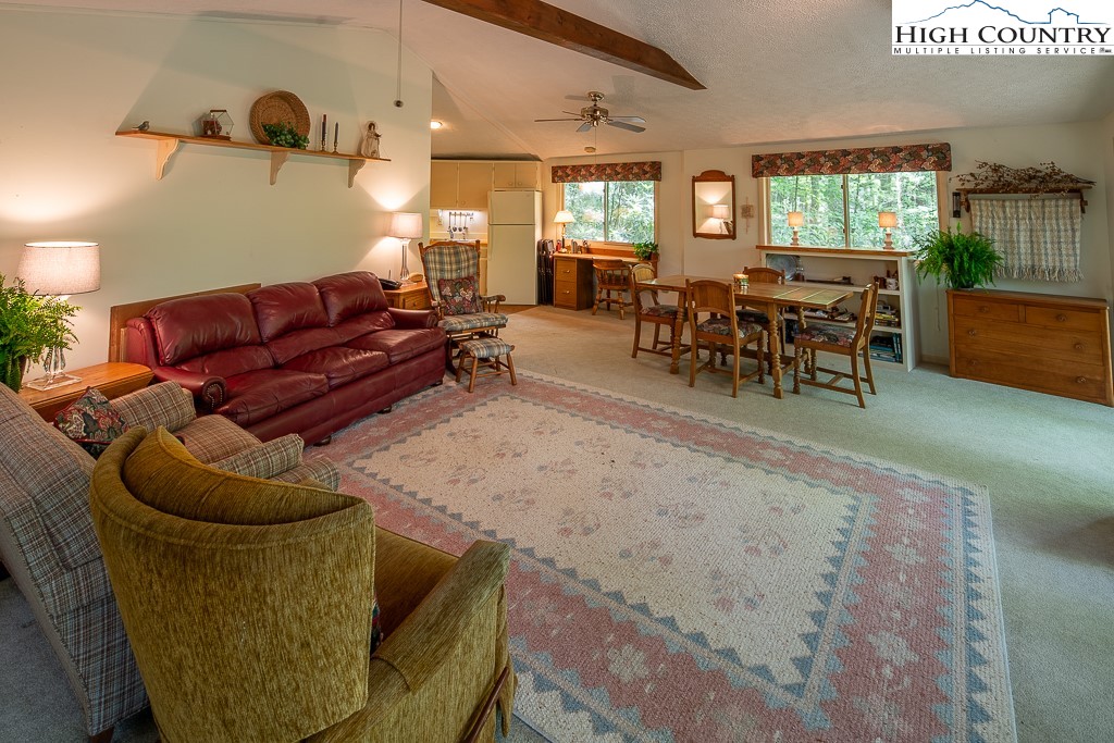 496 Laurel Ridge Banner Elk, NC 28604 - Photo 3 of 15 Gallery Image 3