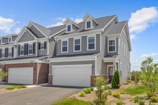 $3,295 | 2227 Ryegrass Lane, Bolingbrook, IL 60490