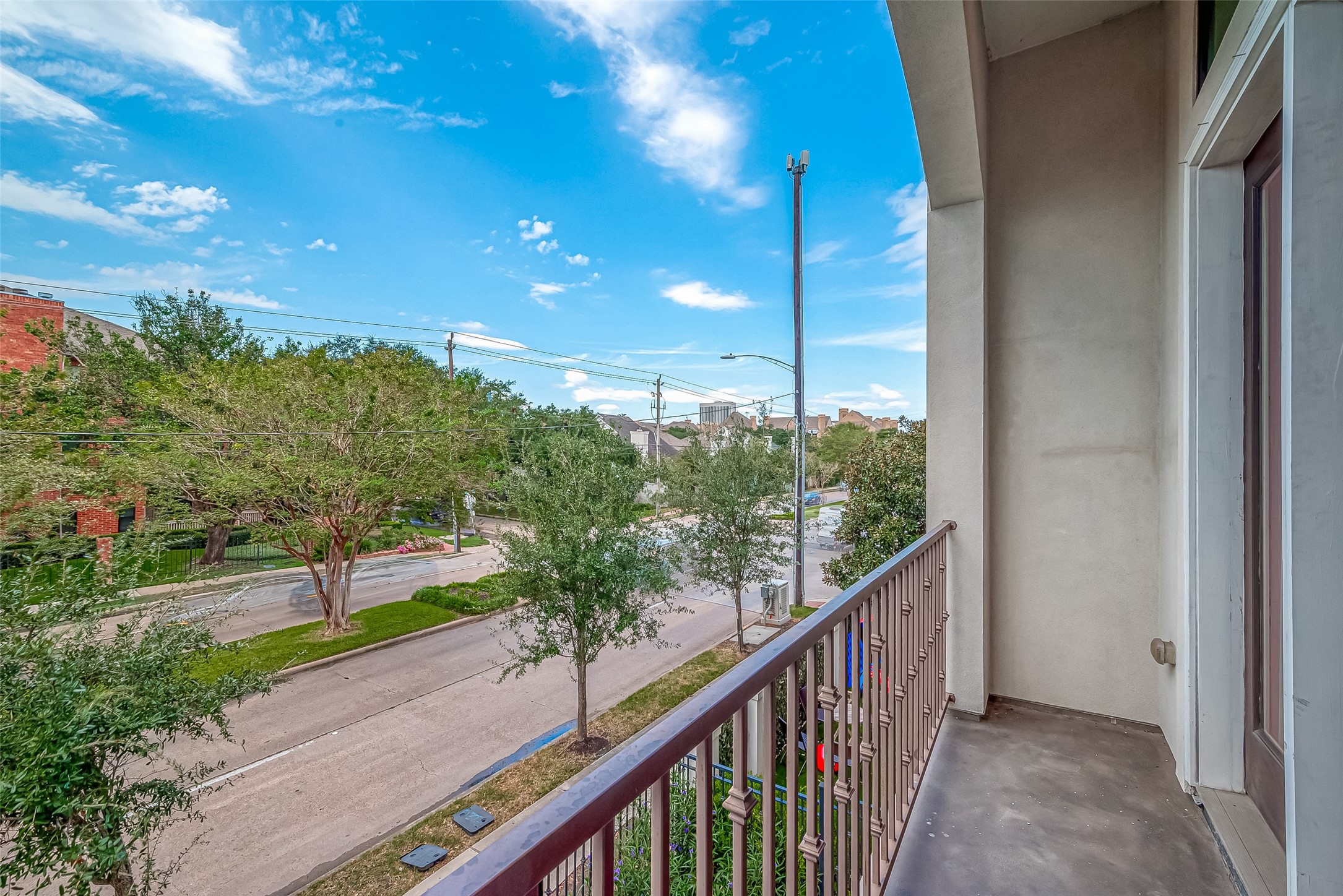 5305 Weslayan Street Houston, TX 77005 - Photo 20 of 50 2FL Balcony