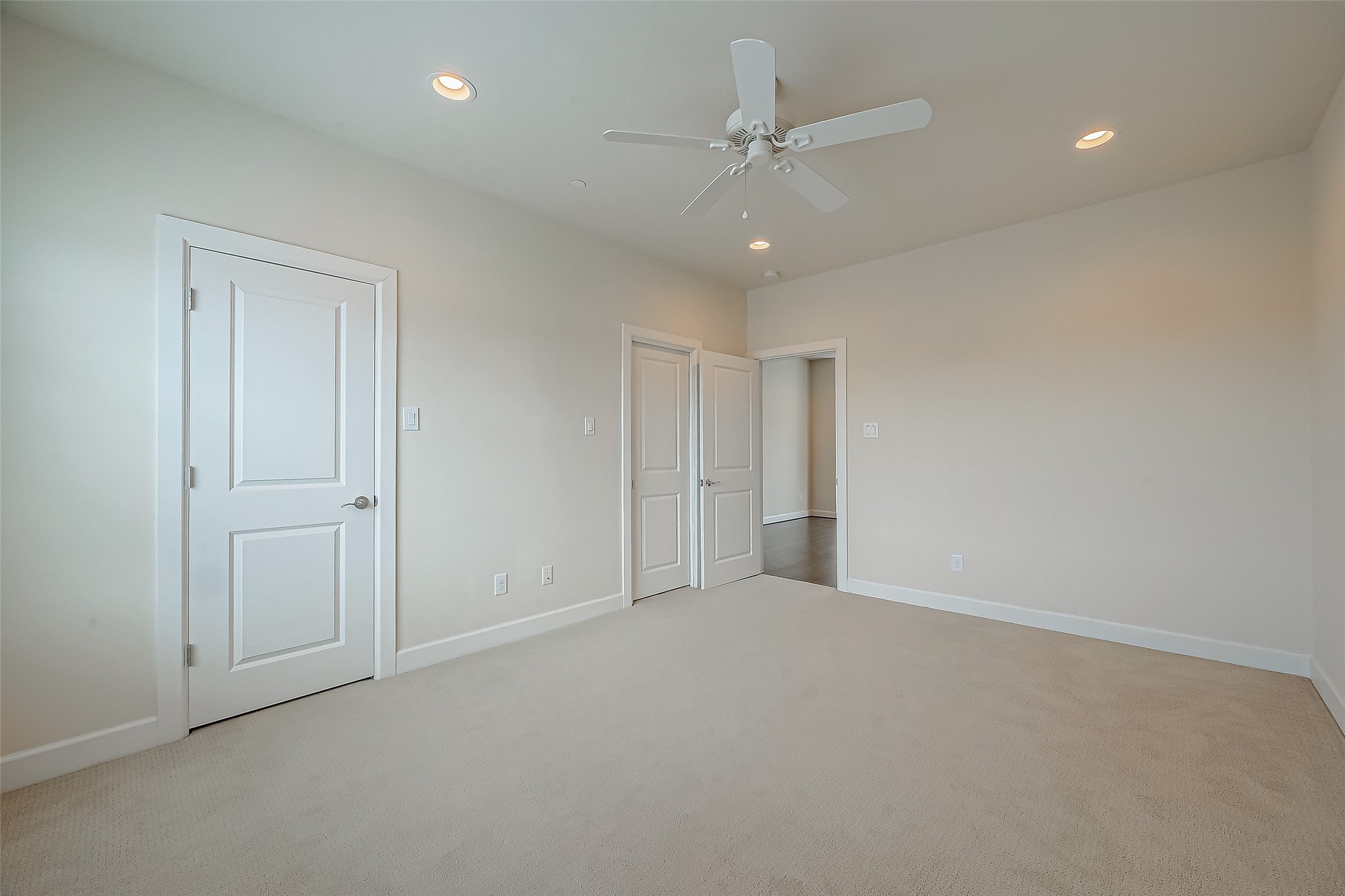 5305 Weslayan Street Houston, TX 77005 - Photo 37 of 50