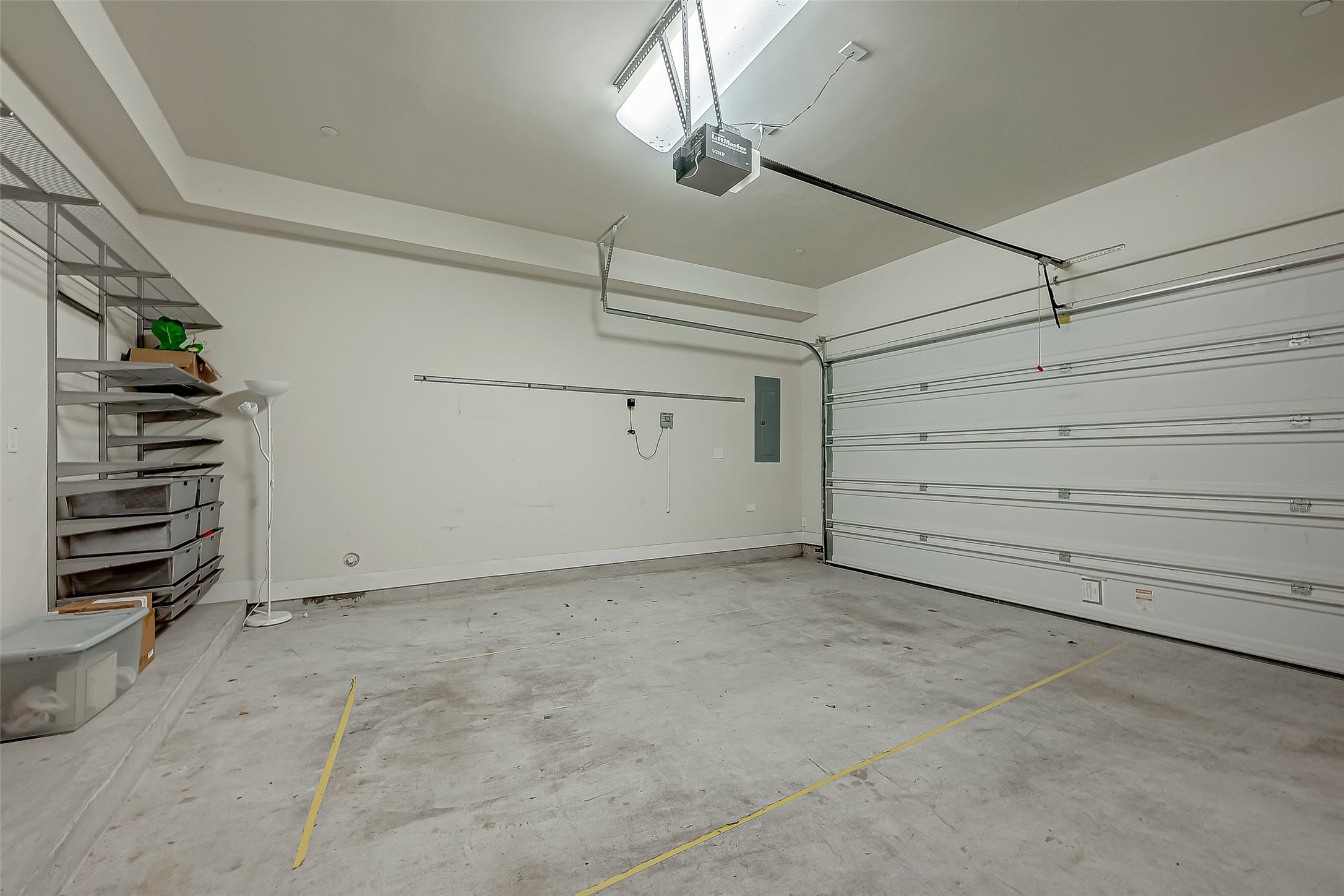 5305 Weslayan Street Houston, TX 77005 - Photo 42 of 50 2 Car Garage