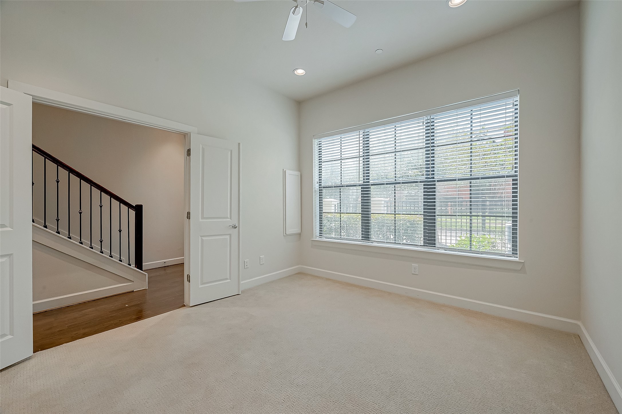5305 Weslayan Street Houston, TX 77005 - Photo 6 of 50 a view of an empty room with a window