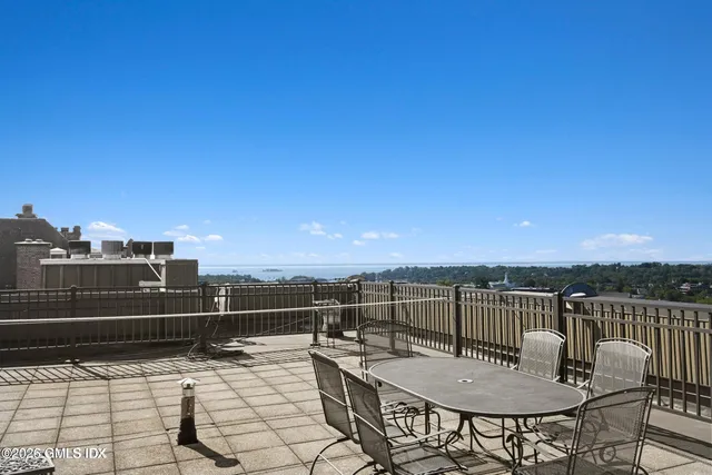 $1,340,000 | 11 Lafayette Court, Unit 5B, Greenwich, CT 06830