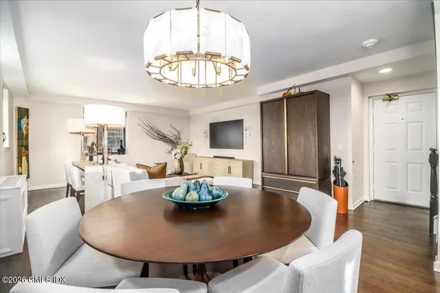 $1,340,000 | 11 Lafayette Court, Unit 5B, Greenwich, CT 06830