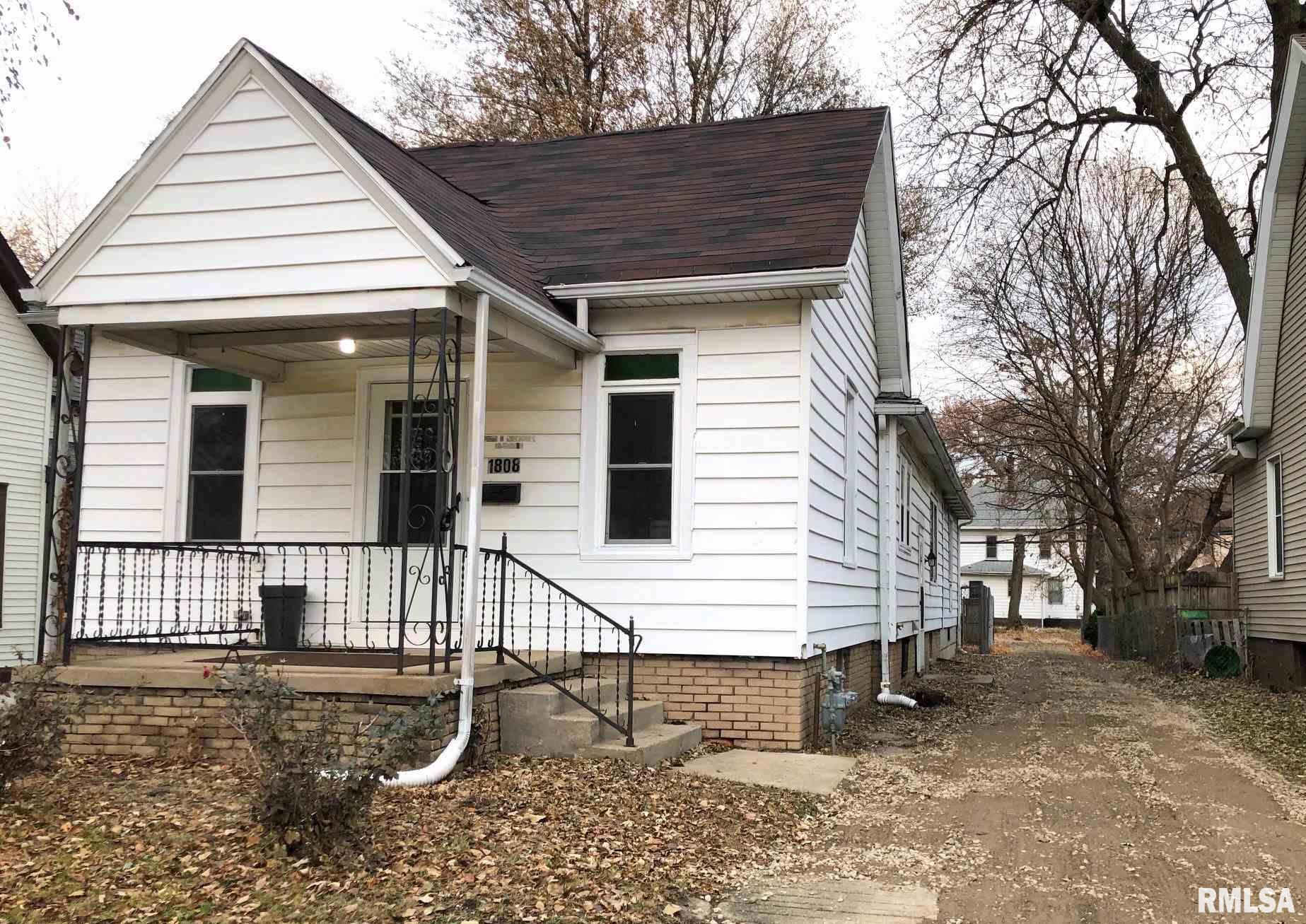 1808 South 5th Street Springfield, IL 62703 - Photo 2 of 24