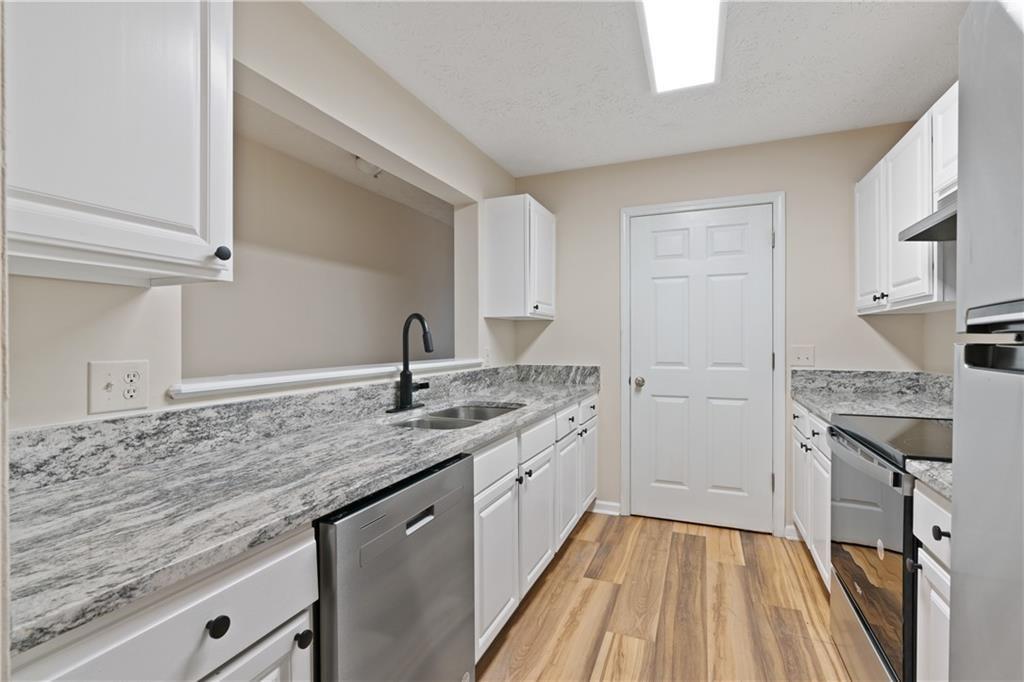 6104 Waldrop Place Decatur, GA 30034 - Photo 10 of 16