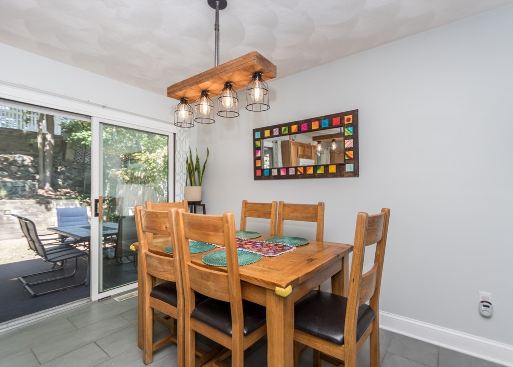 66 Albemarle Road Waltham, MA 02452 - Photo 10 of 29 Gallery Image 10