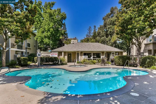 $549,000 | 2550 Oak Road, Unit 209, Walnut Creek, CA 94597