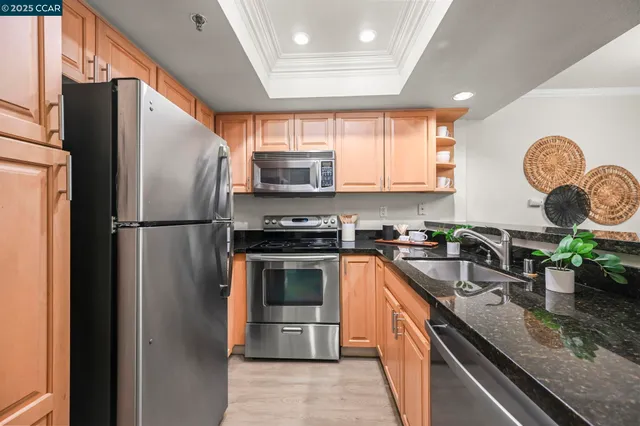 $549,000 | 2550 Oak Road, Unit 209, Walnut Creek, CA 94597