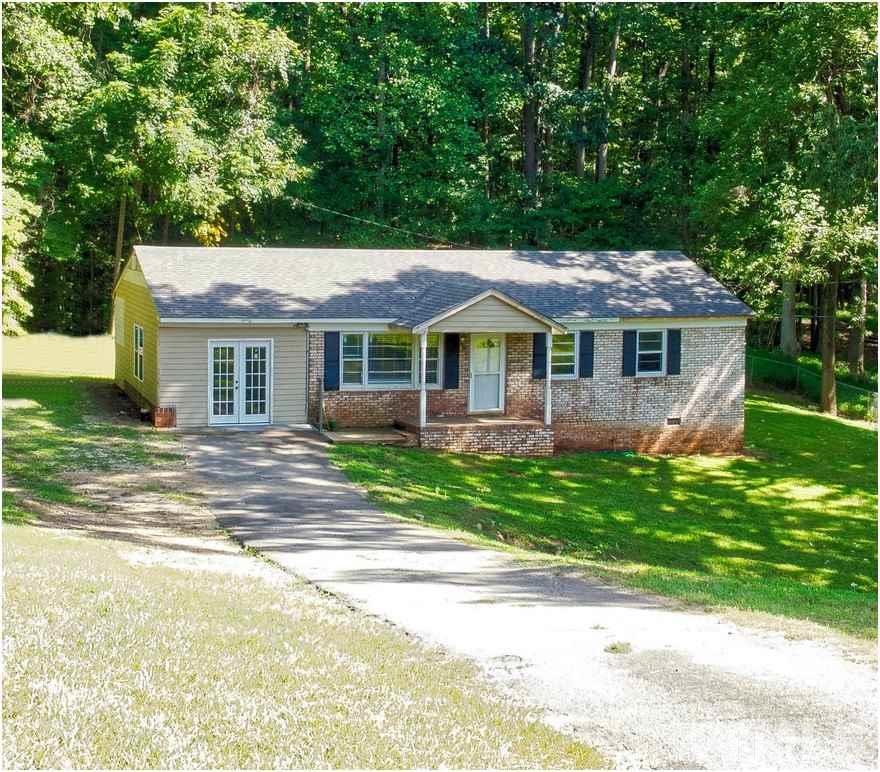 2836 Oak Ridge Court Raleigh, NC 27603 - Photo 2 of 18 Gallery Image 2