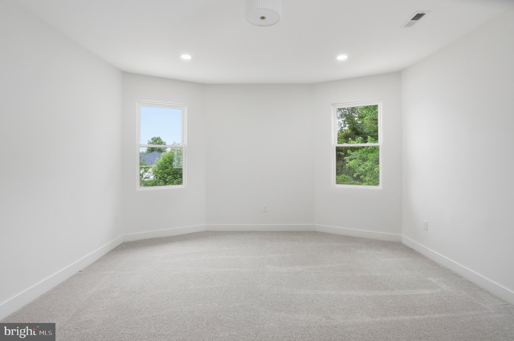 3806 Dorchester Road Baltimore, MD 21215 - Photo 32 of 55
