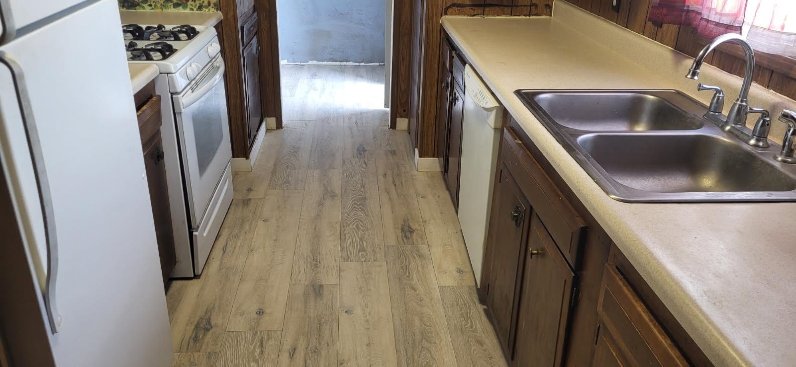 103 South Clark Street Hanna, WY 82327 - Photo 5 of 17