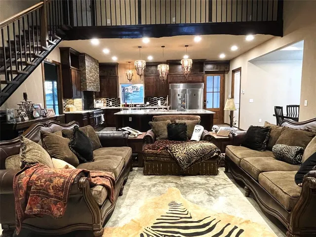 $950,000 | 218 Fm 80 Street South, Teague, TX 75860