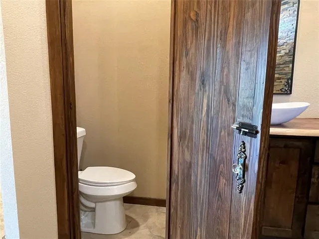 $950,000 | 218 Fm 80 Street South, Teague, TX 75860