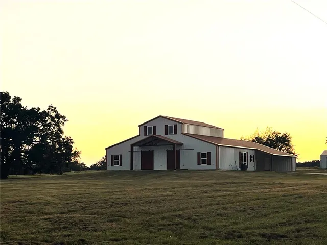 $950,000 | 218 Fm 80 Street South, Teague, TX 75860