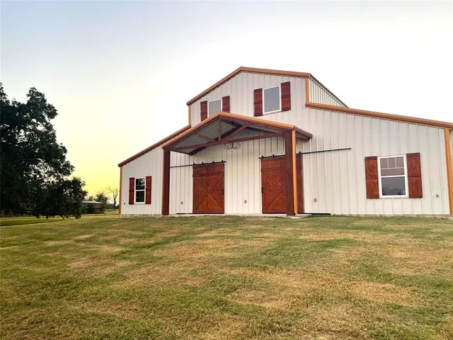 $950,000 | 218 Fm 80 Street South, Teague, TX 75860