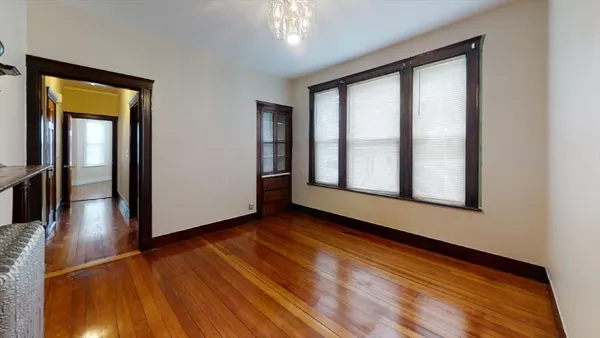 $2,945 | 33 Bellingham Street, Unit 2, Chelsea, MA 02150