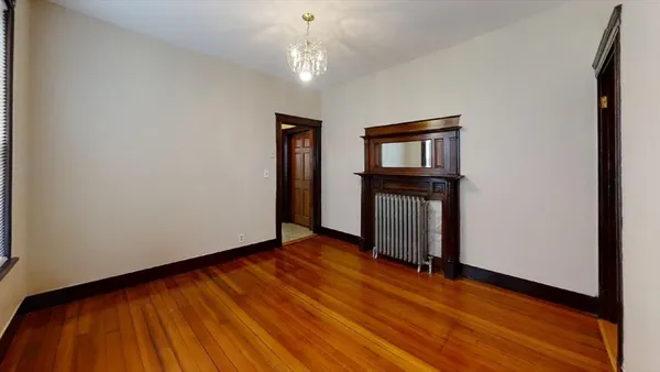 $2,945 | 33 Bellingham Street, Unit 2, Chelsea, MA 02150