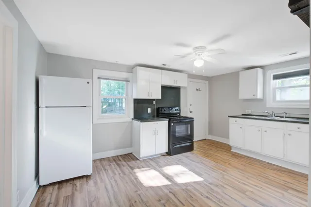 $1,195 | 1618 Acacia Street, Unit B, Charleston, SC 29407