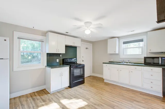 $1,195 | 1618 Acacia Street, Unit B, Charleston, SC 29407