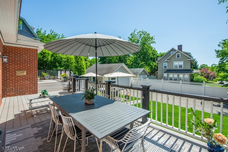 331 Grove Street Montclair, NJ 07042 - Photo 11 of 19 Gallery Image 11
