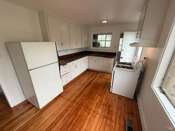 $650,000 | 32 Humboldt Avenue, San Anselmo, CA 94960