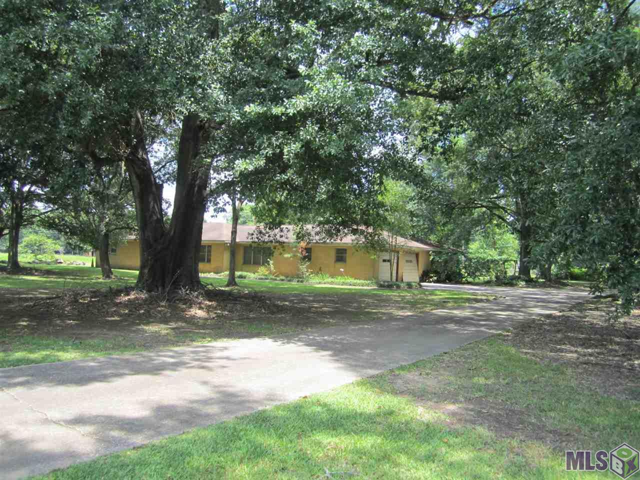 1523 Sharp Road Baton Rouge, LA 70815 - Photo 2 of 17
