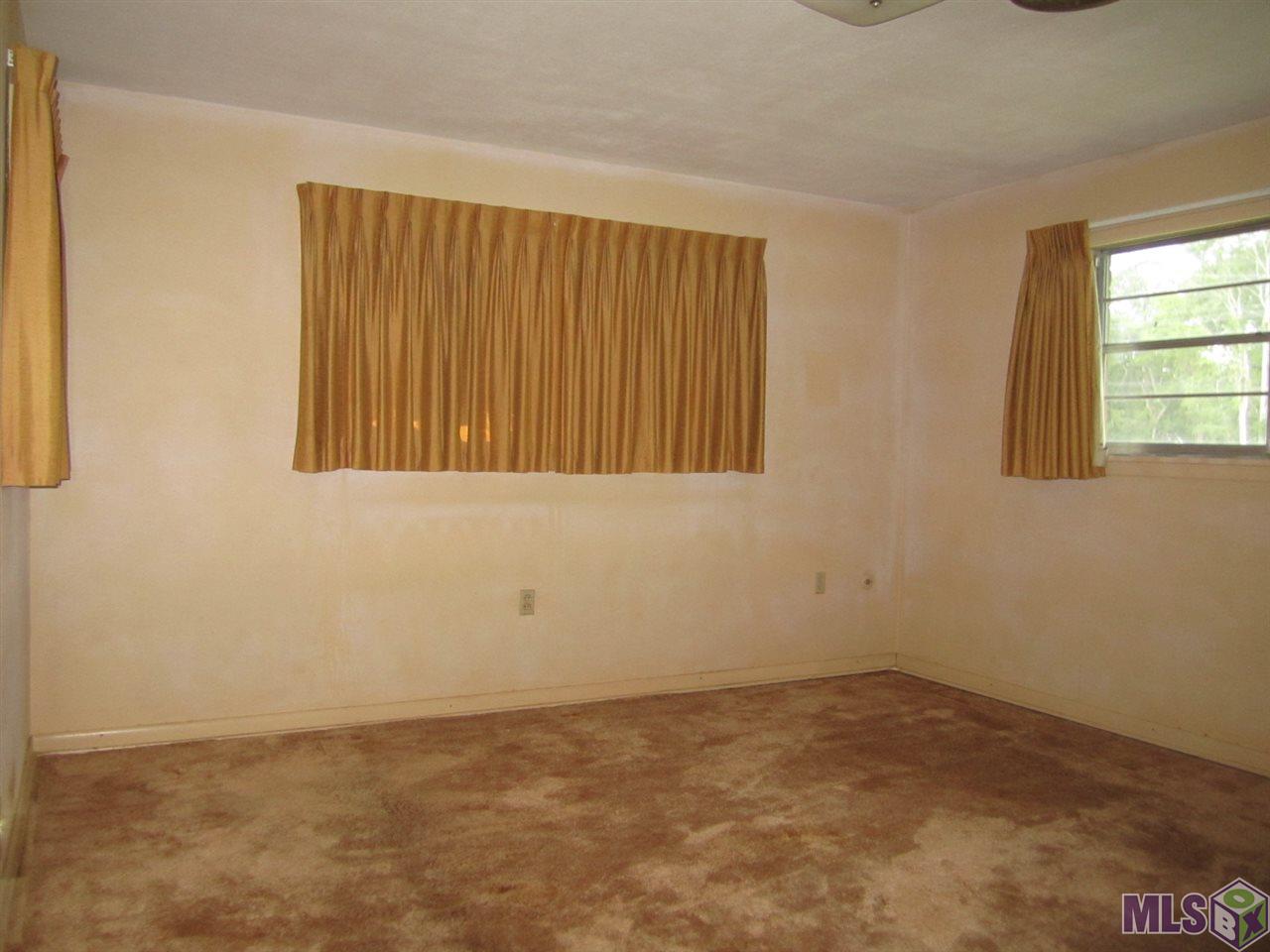1523 Sharp Road Baton Rouge, LA 70815 - Photo 9 of 17