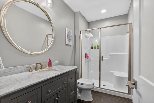 $875,000 | 4728 Red Oak Court, Bettendorf, IA 52722