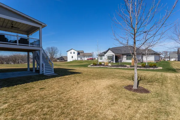 $875,000 | 4728 Red Oak Court, Bettendorf, IA 52722