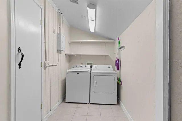 $2,250 | 2550 Northwest 54th Boulevard, Gainesville, FL 32653