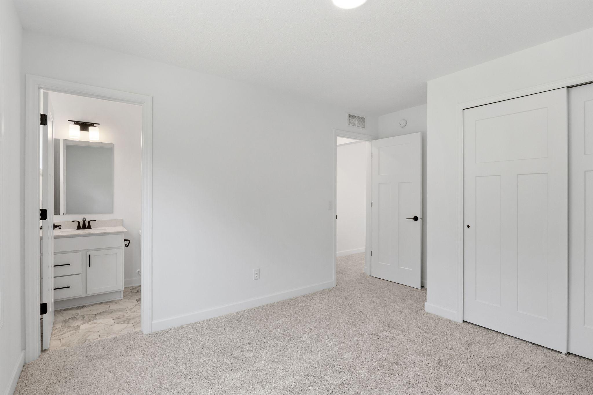 2493 Rock Elm Road Shakopee, MN 55379 - Photo 14 of 18