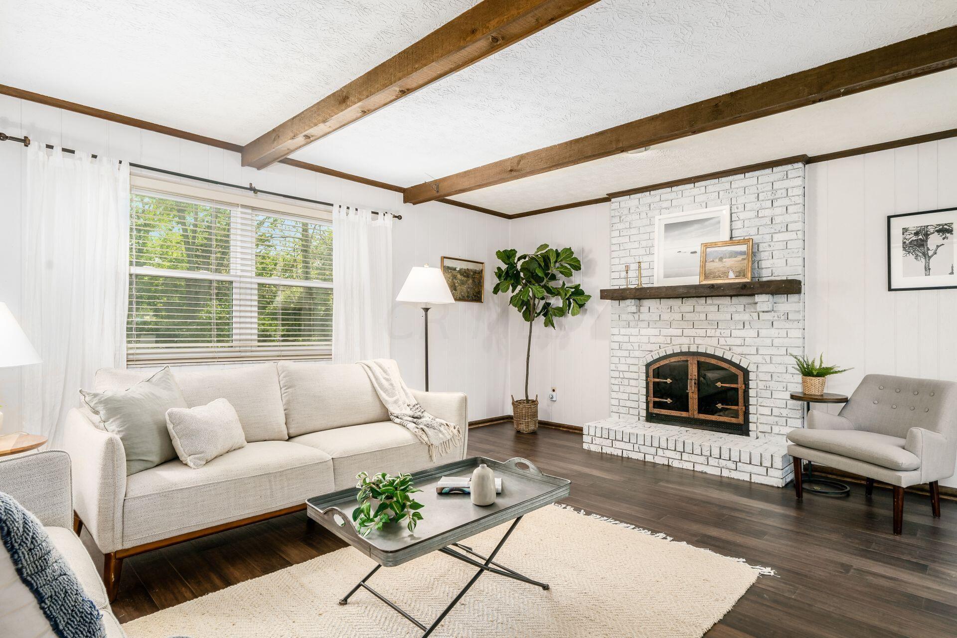 7791 Strathmoore Road Dublin, OH 43016 - Photo 22 of 58 Family Room