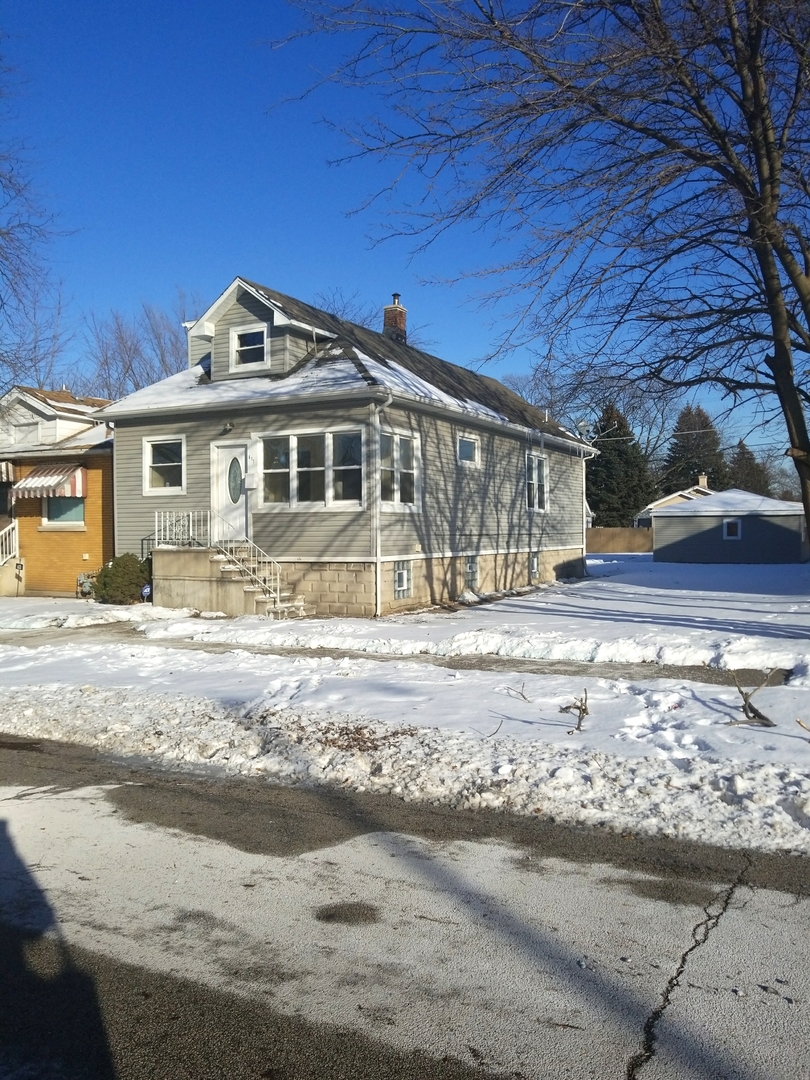 617 Hirsch Avenue Calumet City, IL 60409 - Photo 2 of 18