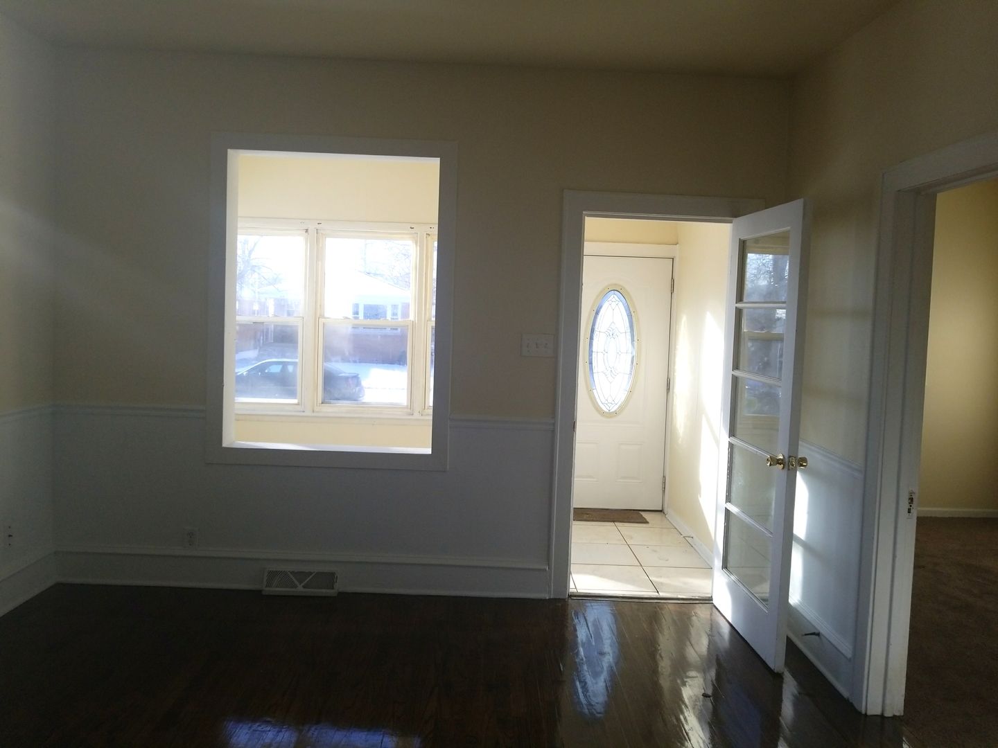 617 Hirsch Avenue Calumet City, IL 60409 - Photo 4 of 18