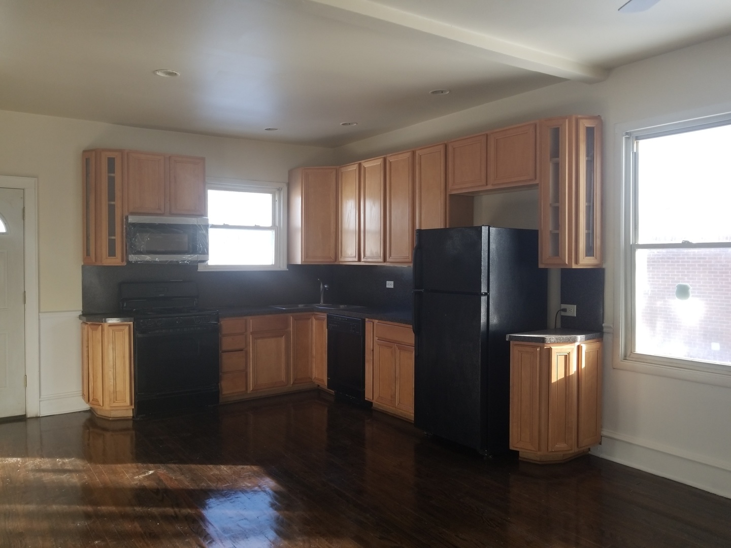 617 Hirsch Avenue Calumet City, IL 60409 - Photo 10 of 18