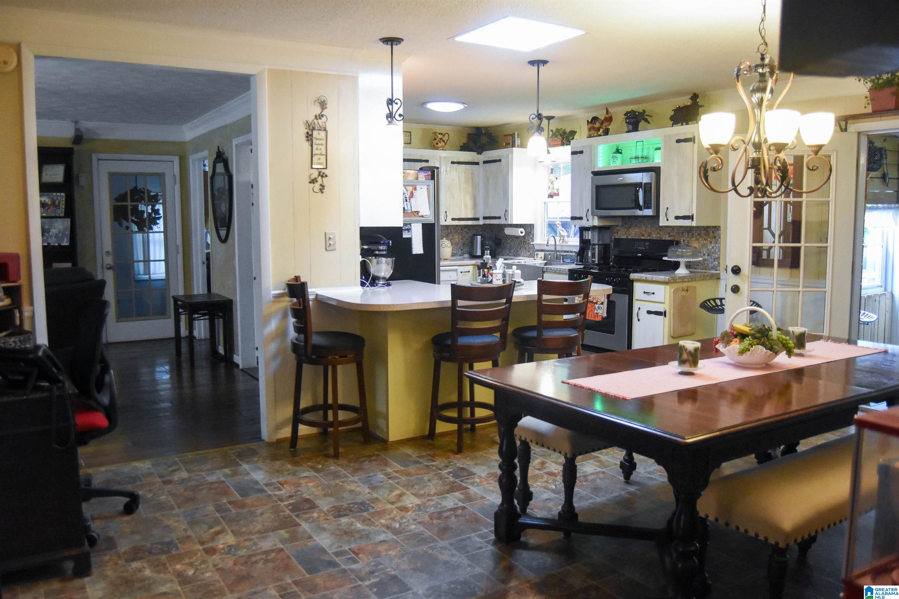 3908 Cloverdale Road Anniston, AL 36207 - Photo 11 of 50 Gallery Image 11