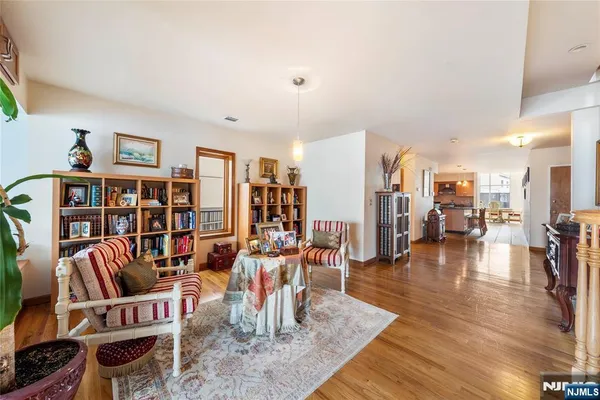 $4,300 | 220 Harrison Avenue, Harrison, NJ 07029