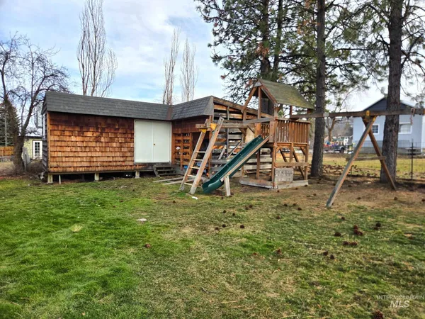 $325,000 | 615 South B Street, Grangeville, ID 83530